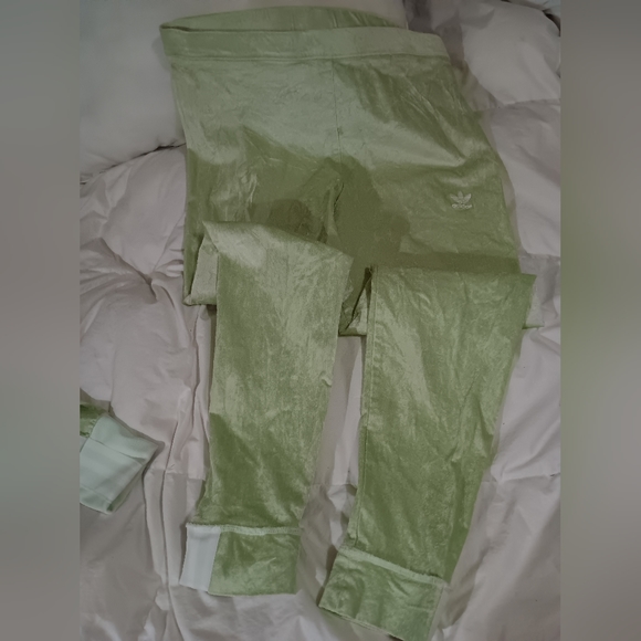 RARE! Velvet Mint Adidas Tracksuit - Picture 9 of 15